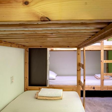 PODs The Backpackers Home&Cafe, Kuala Lumpur Bagian luar foto