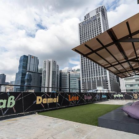 PODs The Backpackers Home&Cafe, Kuala Lumpur Bagian luar foto