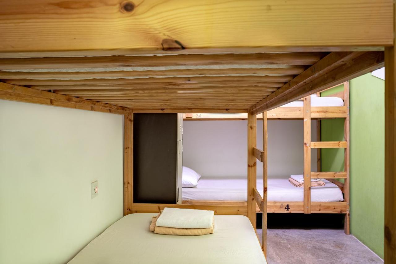 PODs The Backpackers Home&Cafe, Kuala Lumpur Bagian luar foto