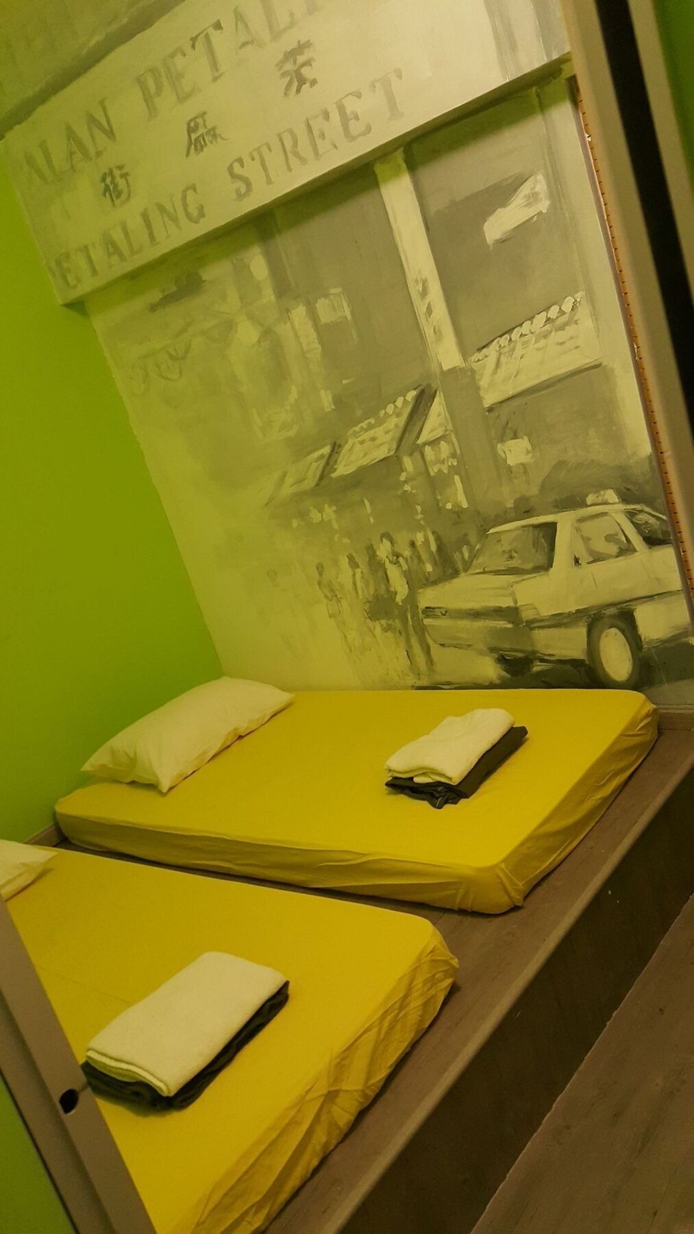 PODs The Backpackers Home&Cafe, Kuala Lumpur Bagian luar foto