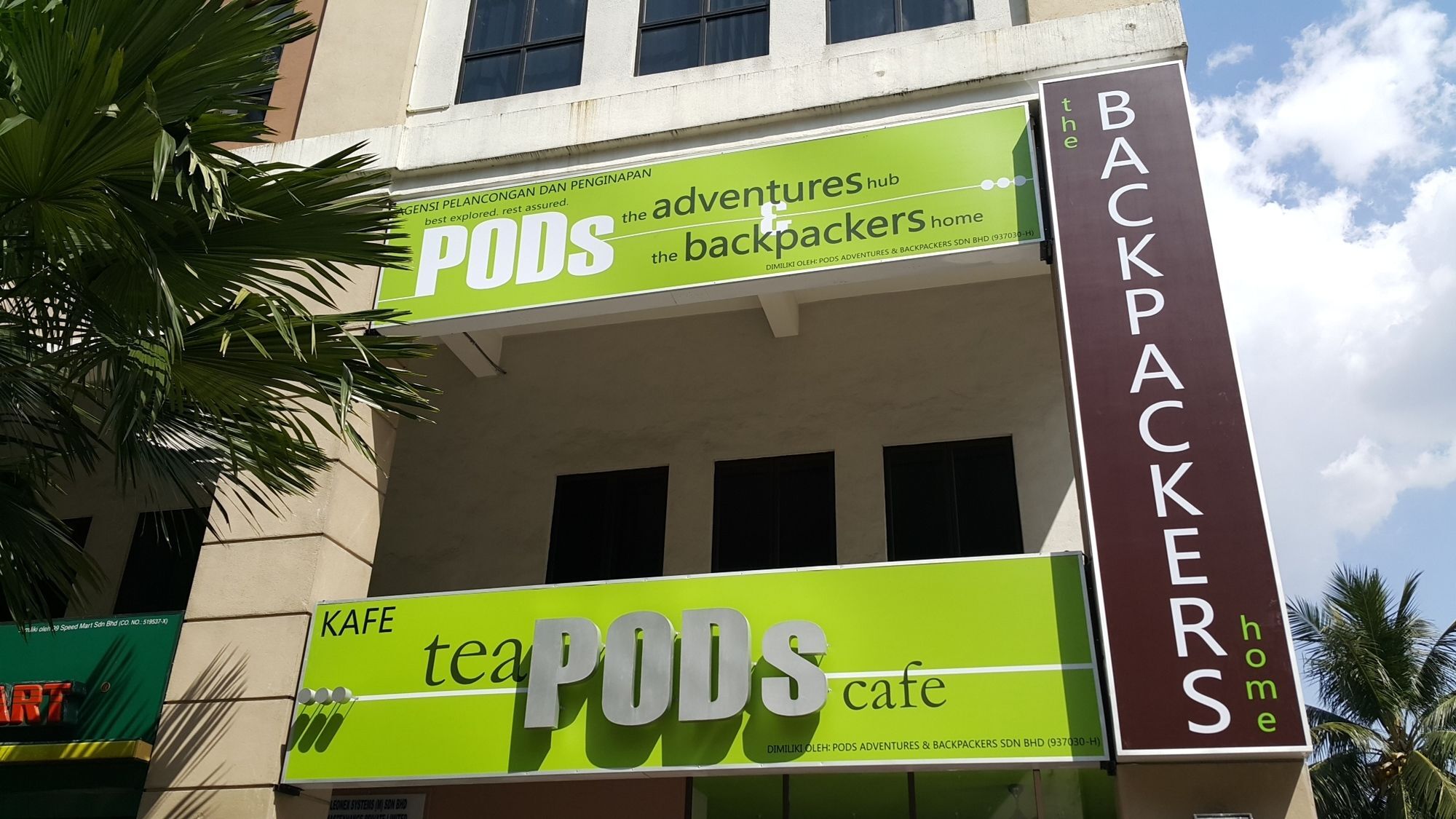PODs The Backpackers Home&Cafe, Kuala Lumpur Bagian luar foto