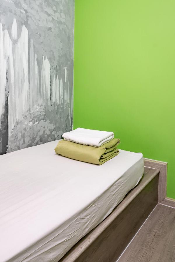 PODs The Backpackers Home&Cafe, Kuala Lumpur Bagian luar foto